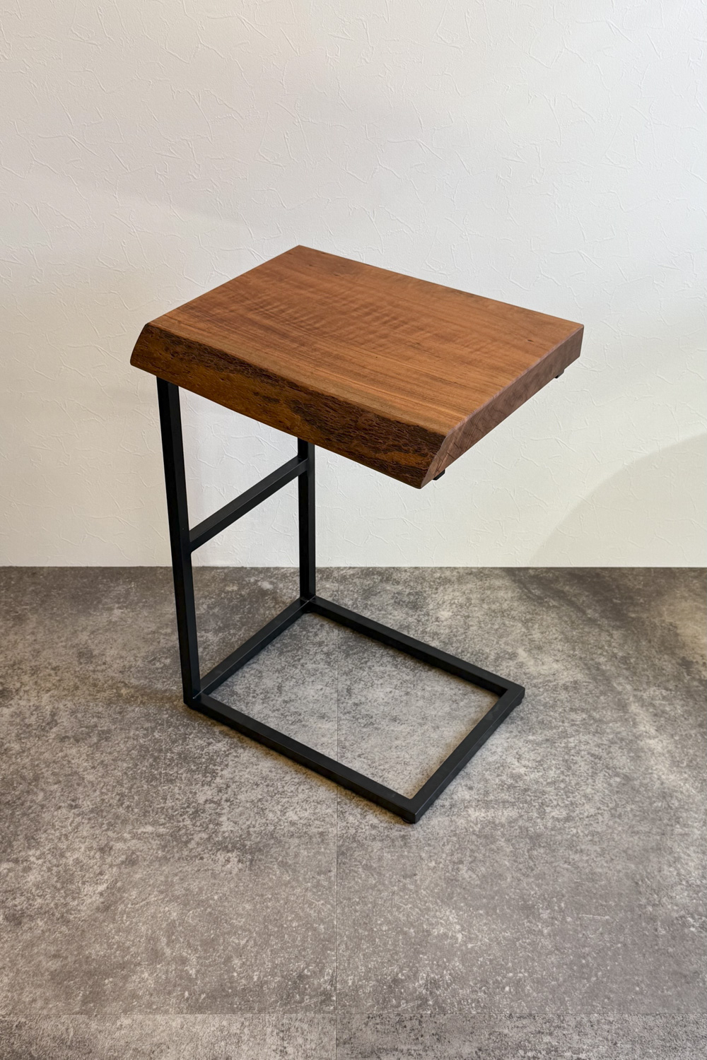 IZH 山桜 一枚板 一枚板サイドテーブル 家具