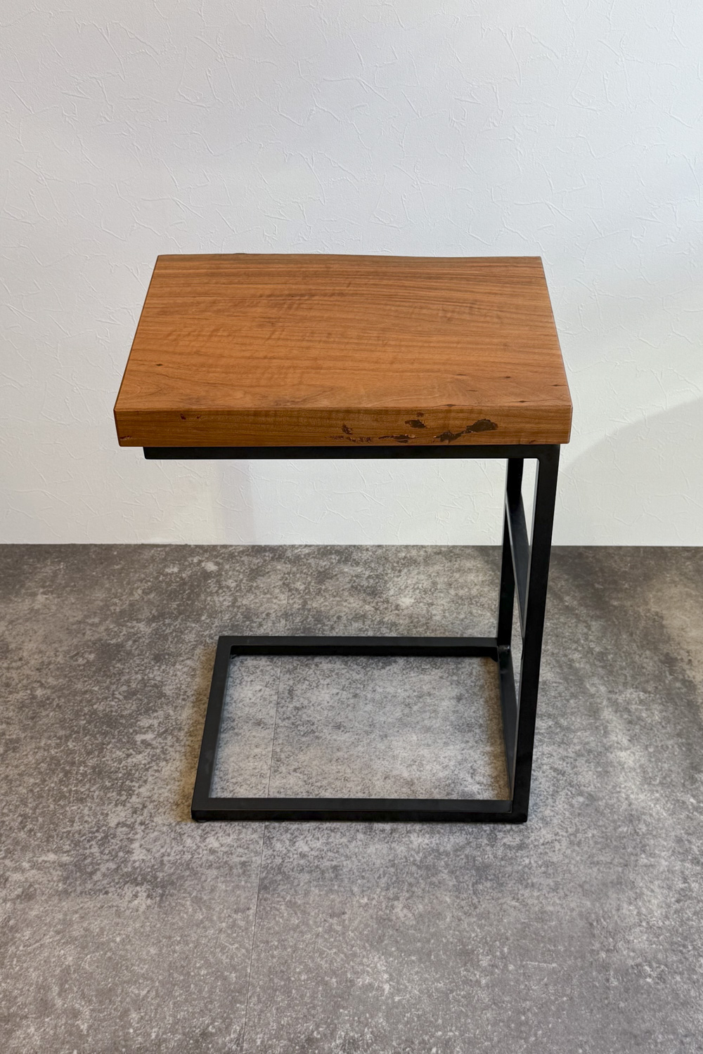 IZH 山桜 一枚板 一枚板サイドテーブル 家具