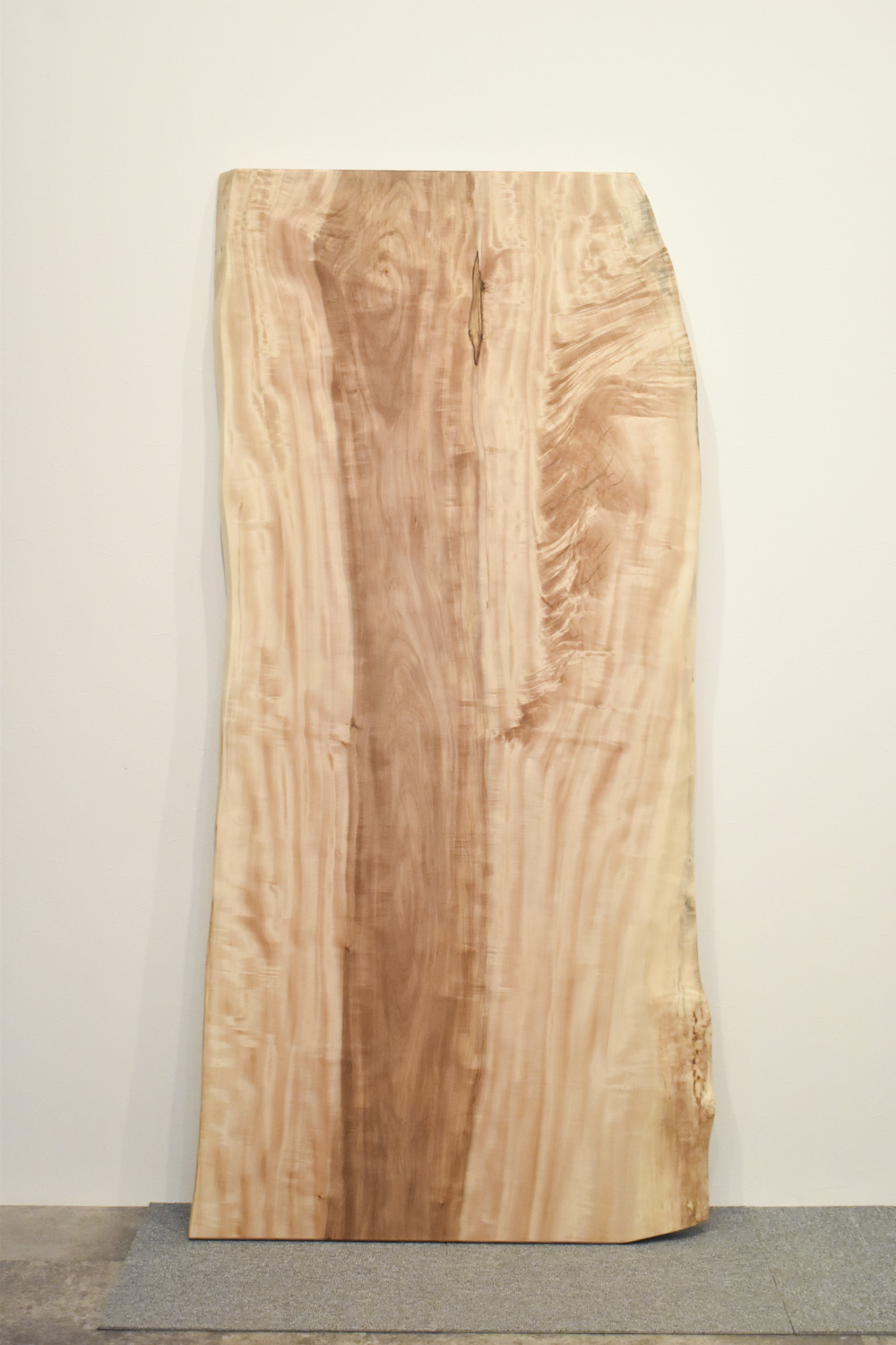 12TGM9111/145-a 栃 一枚板 一枚板リビングテーブル 一枚板ダイニングテーブル