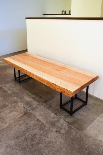 樺（ベンチ） 一枚板 一枚板カウンター 家具 | 天然木材工房 村上一枚板