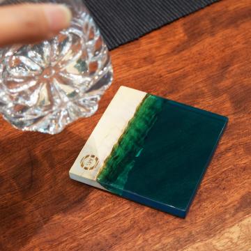 gd0047 レジンコースター　グリーンクリア×栃 レジン商品 雑貨 コースター コースター