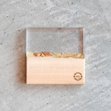 gd0072 レジンコースター 無色クリア×栃