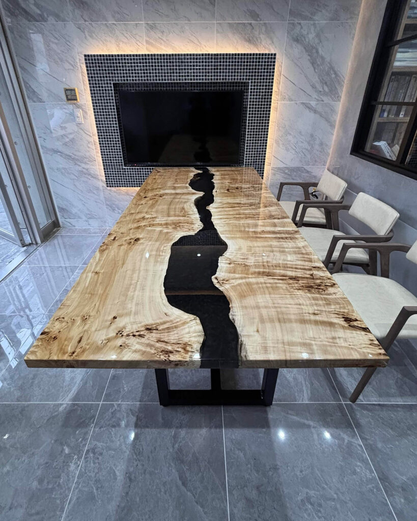 ポプラと黒レジン